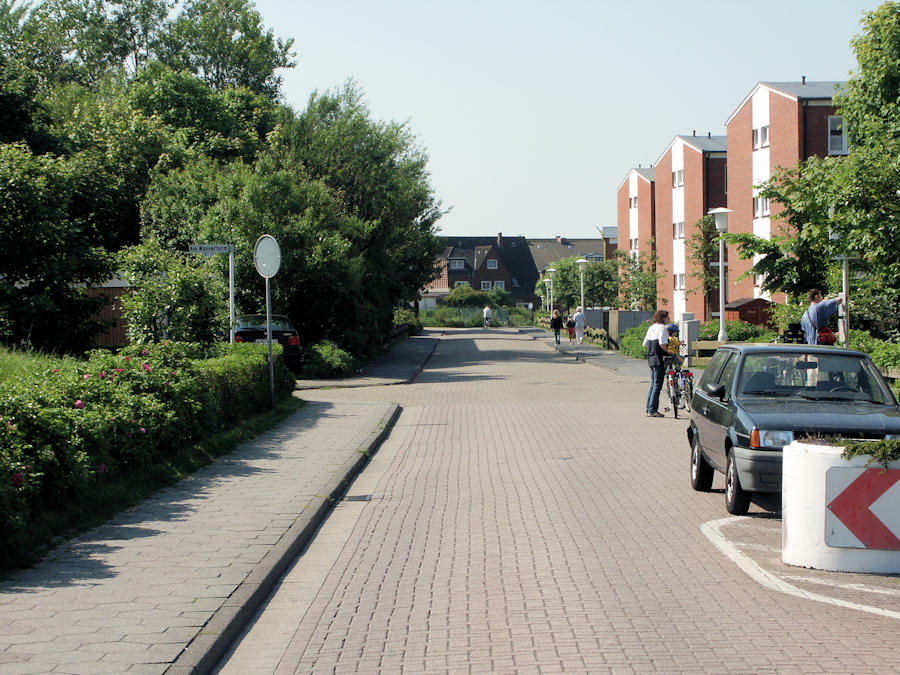2003 - Bürgermeister-Willy-Lührs-Strasse