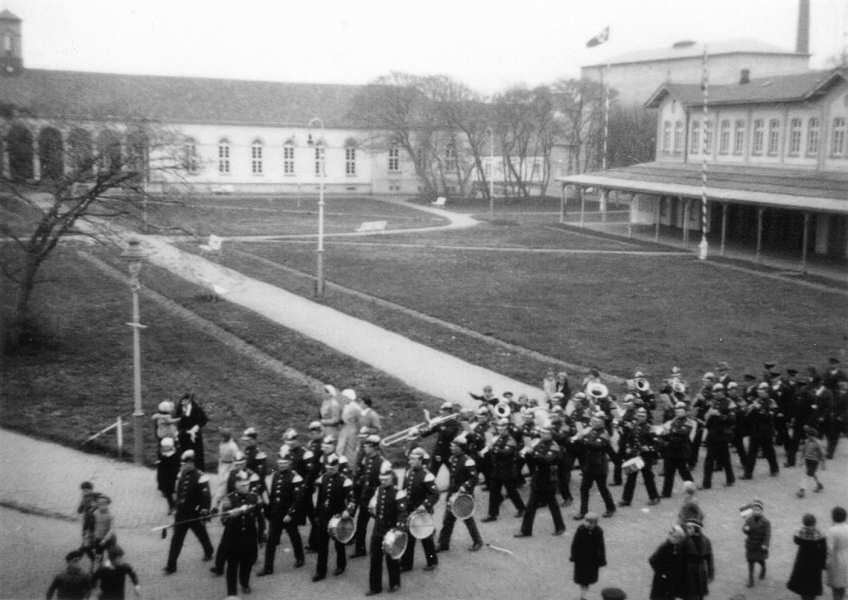 Umzug mit dem "Kriegerverein" - November 1934