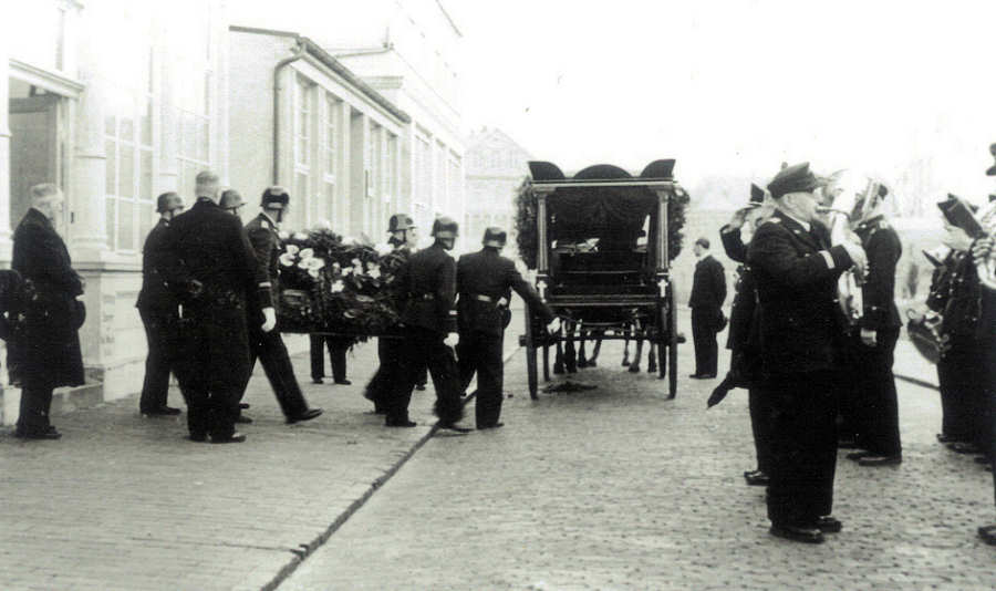 Beerdigung von H.C. Müller - 1955